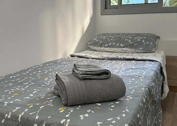 Apartment Compartido Martirrena Badalona