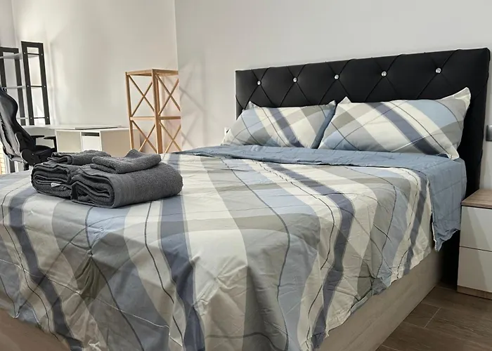 Apartment Compartido Martirrena Badalona